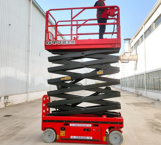 息县自行走移动式升降机